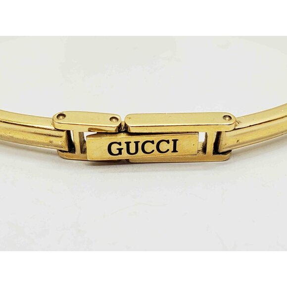 Gucci 11/12.2 Wristwatch with 4 Colorful Interchangeable Bezels - Picture 5 of 9